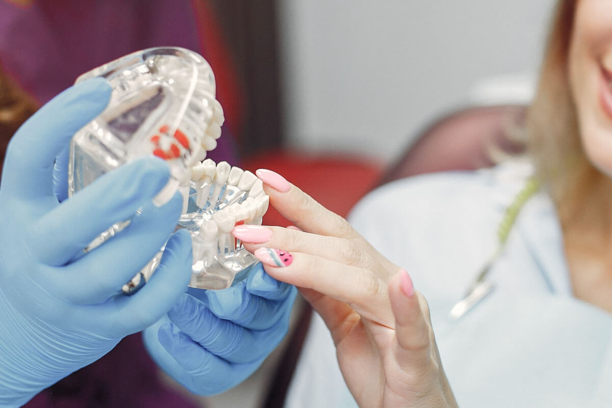 The Pros and Cons of Dental Bonding