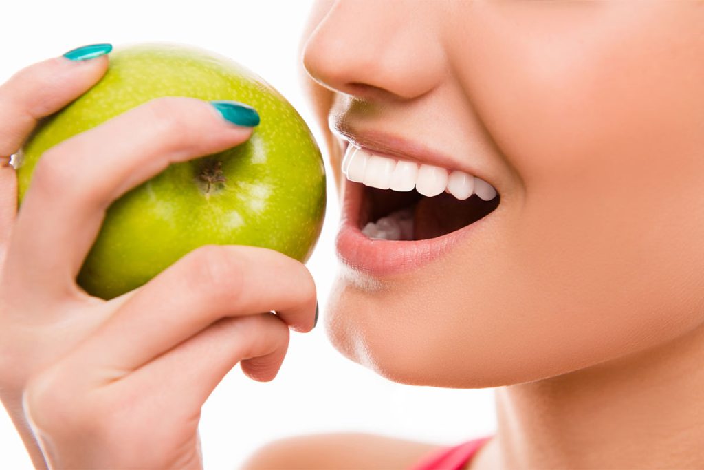 What You Eat Affects Your Teeth